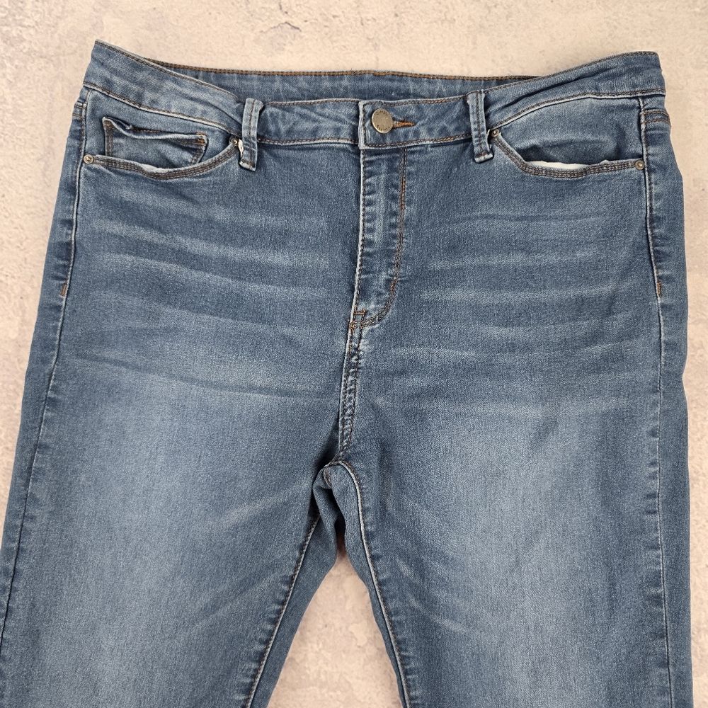 Simple Society Blue Denim Jeans - Picture 8 of 10